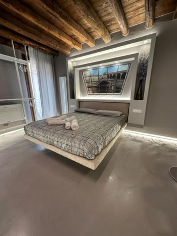 Fun Apartment *